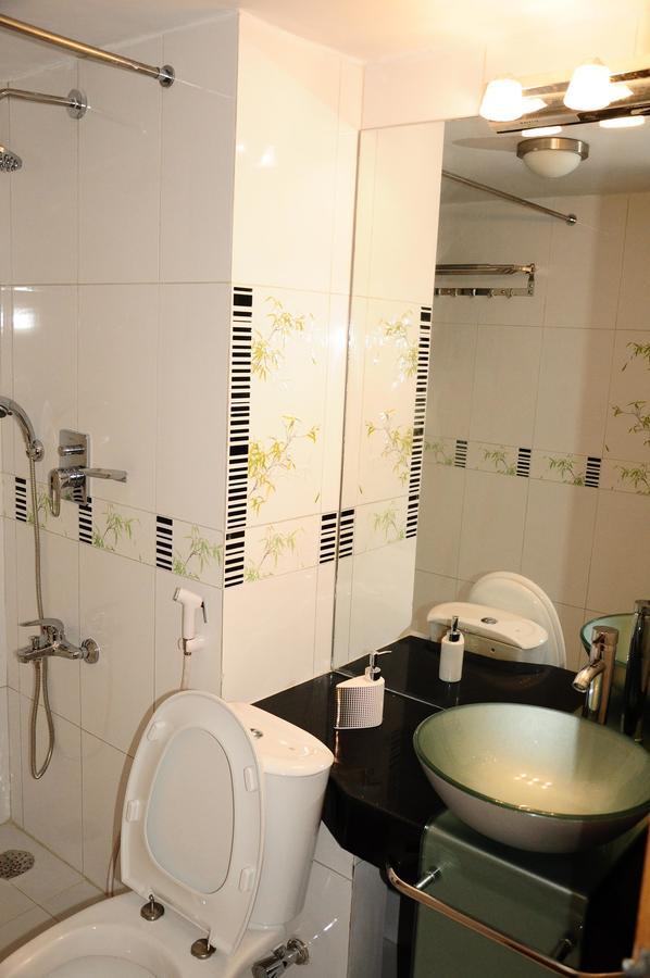 Rajanigandha Family Suites Дакка Экстерьер фото