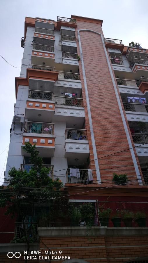 Rajanigandha Family Suites Дакка Экстерьер фото