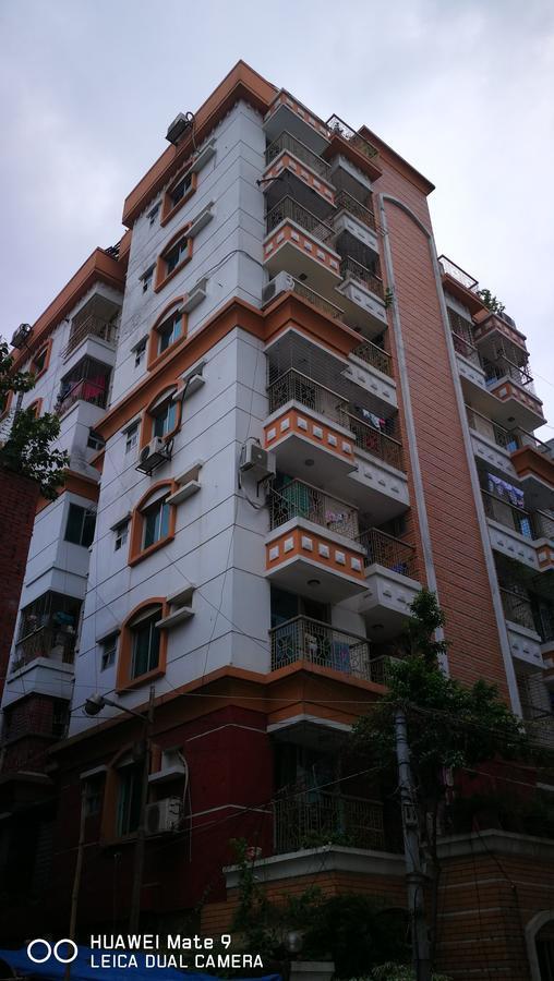 Rajanigandha Family Suites Дакка Экстерьер фото